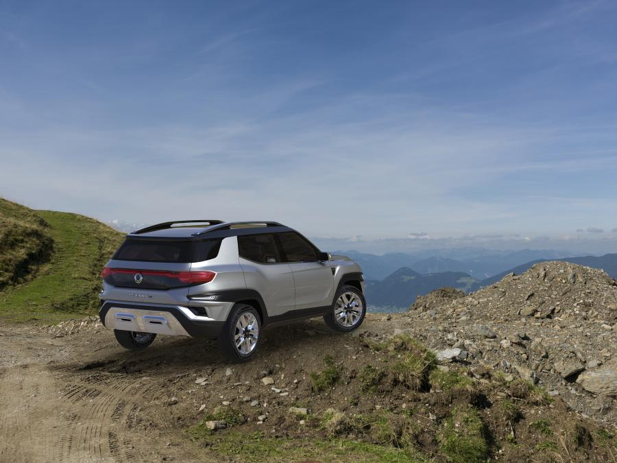  SsangYong XAVL Concept 2017 года  (фото 12 из 33)